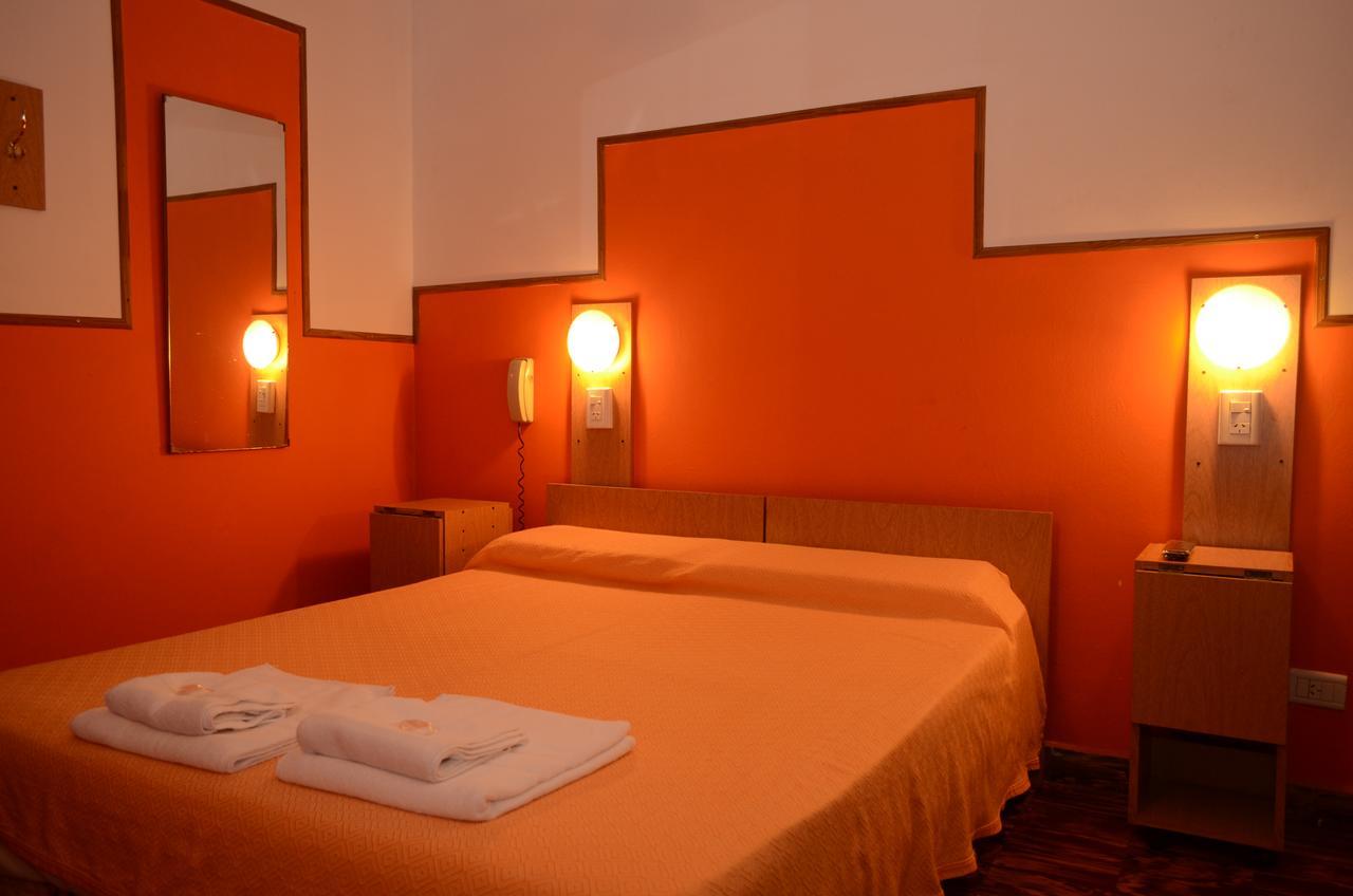 Hotel Residencial Don Marcos Paraná Buitenkant foto