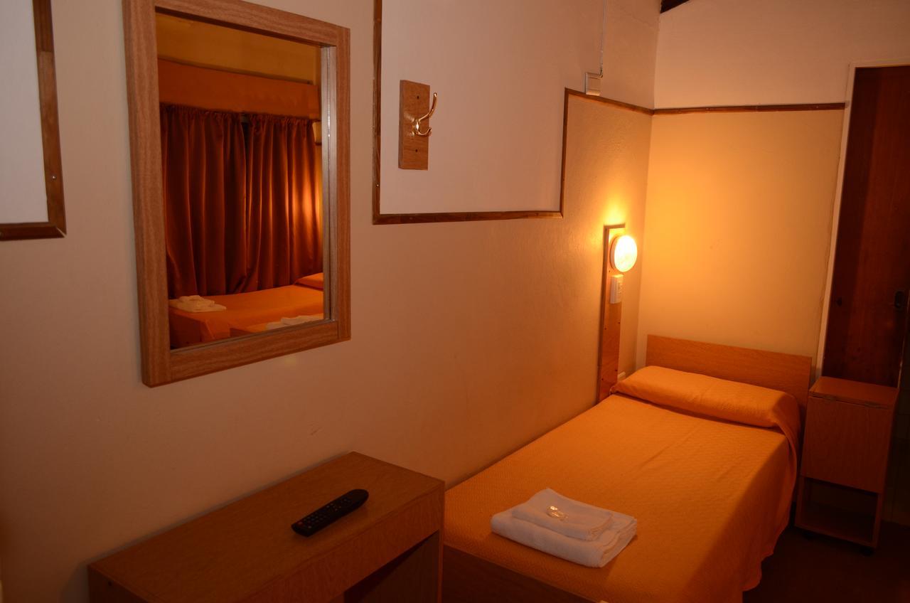 Hotel Residencial Don Marcos Paraná Buitenkant foto